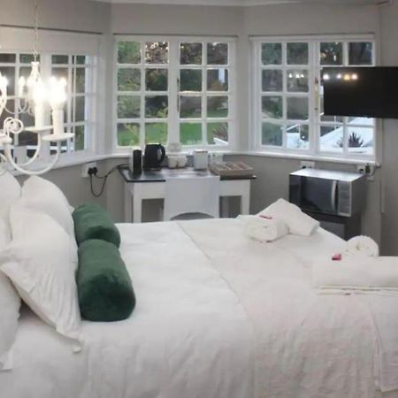 La Belle Guest House Bloemfontein Luaran gambar